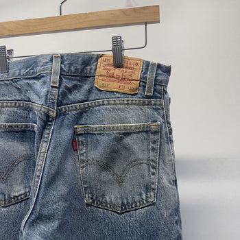 Vintage 2000s Levi’s 517 Faded Distressed Bootcut Jeans