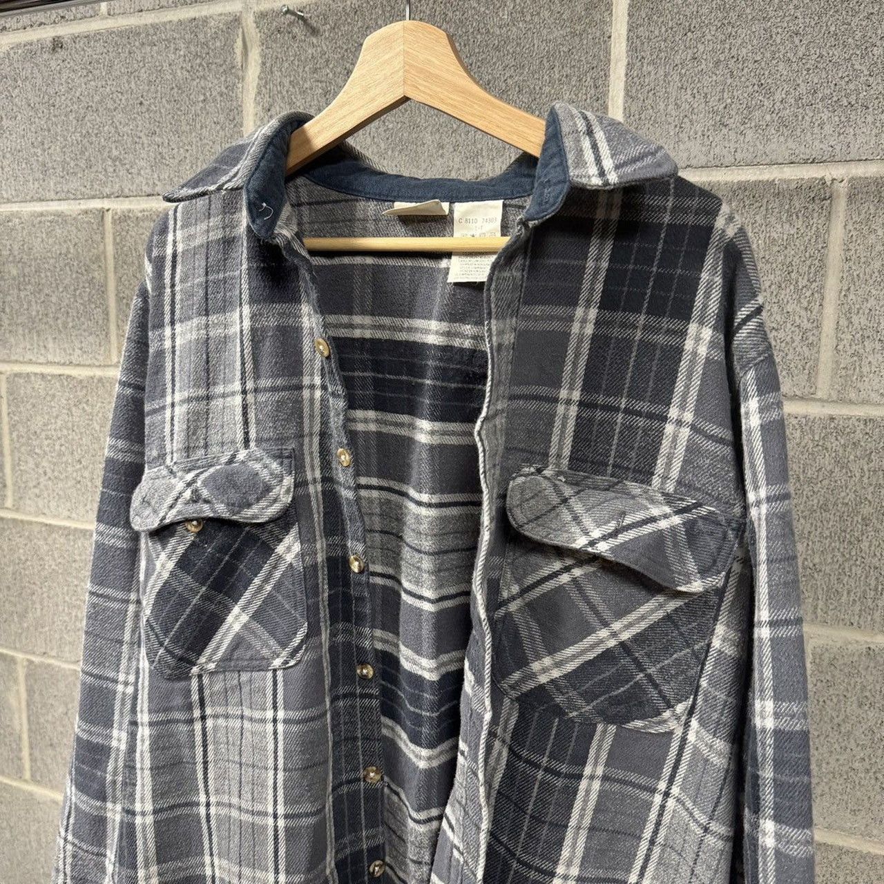 1990s Faded Grey Plaid Grunge Flannel Shirt
