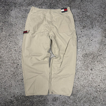 Pantalones cargo holgados de carpintero con pernera ancha de Tommy Hilfiger de la década de 2000