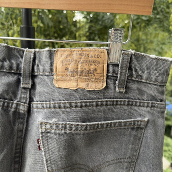 1990s Levi's 505 Black Yarn Dyed Jeans Faded Distressed - Made in USA