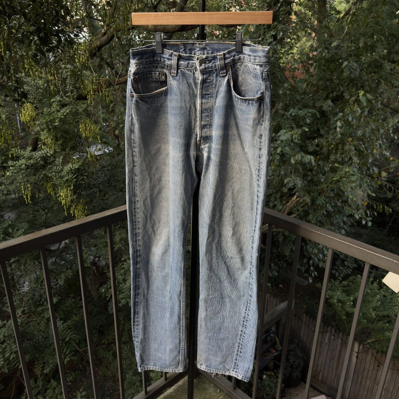 1990s Levi's 501 Faded Jeans - Made in USA