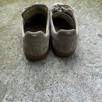 Maison Margiela Replica GAT Beige Paint Splatter