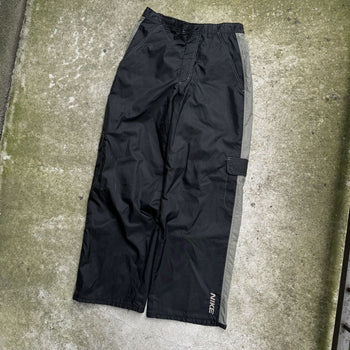 2000S NIKE BAGGY WIDE LEG NYLON CARGO TRACK SWEATPANTS