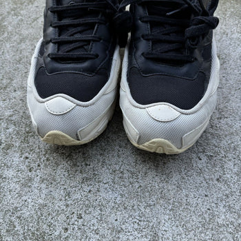 RAF SIMONS ADIDAS 2018 OZWEEGO 3 BLACK WHITE SNEAKERS