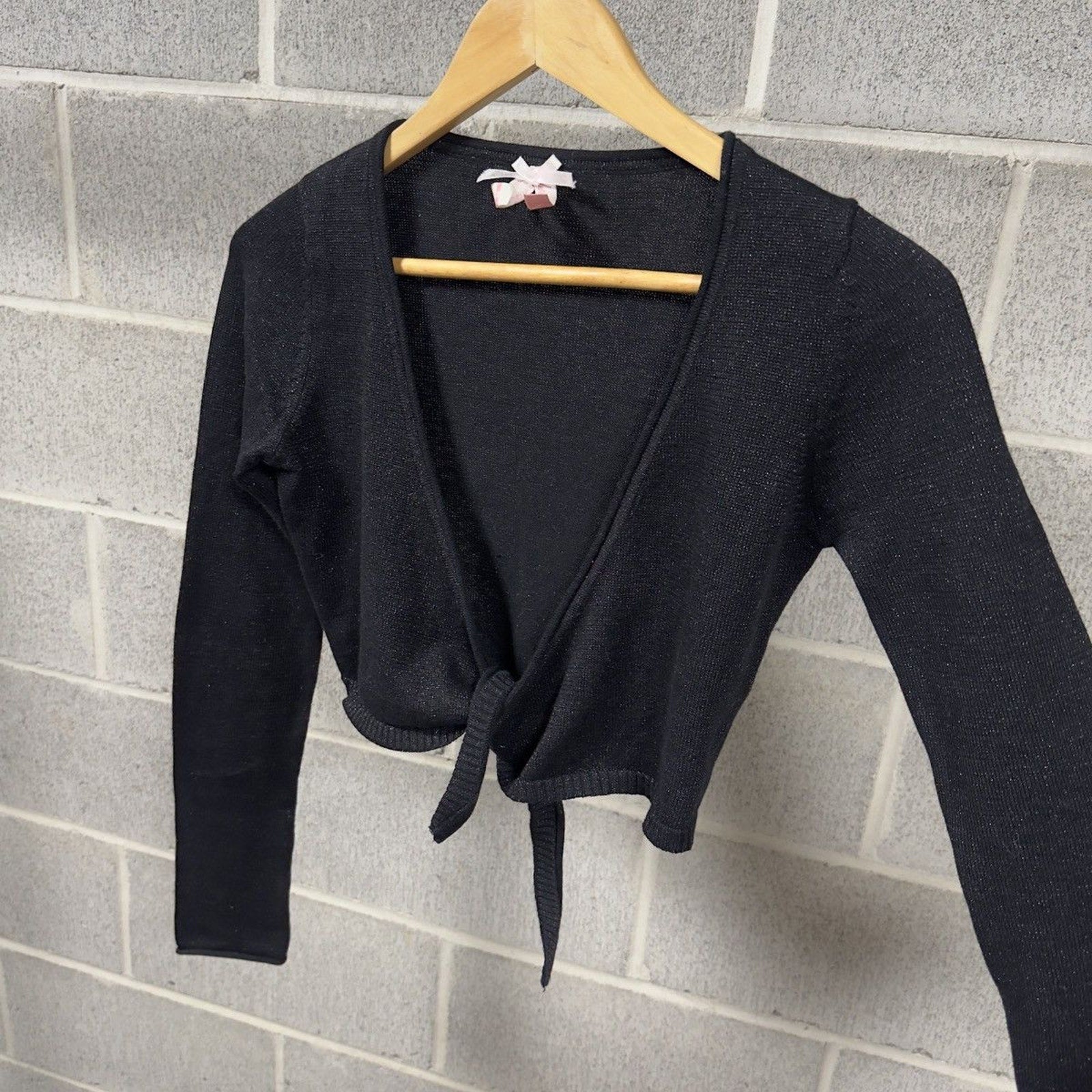 1990s Women's Metallic Cropped Tie Longsleeve Blouse Sweater