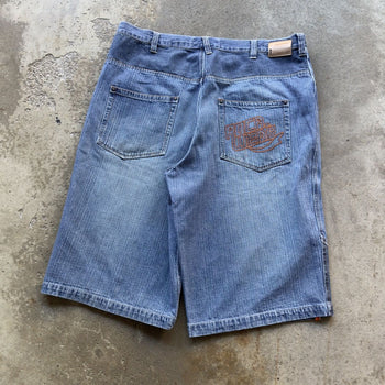 2000s ROCAWEAR BAGGY EMBROIDERED DENIM JEAN SHORTS JORTS