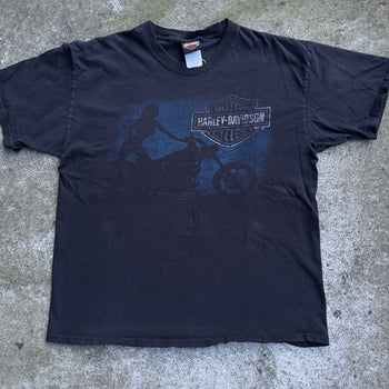 2000S HARLEY DAVIDSON THRASHED FADED BIKER GIRL TEE