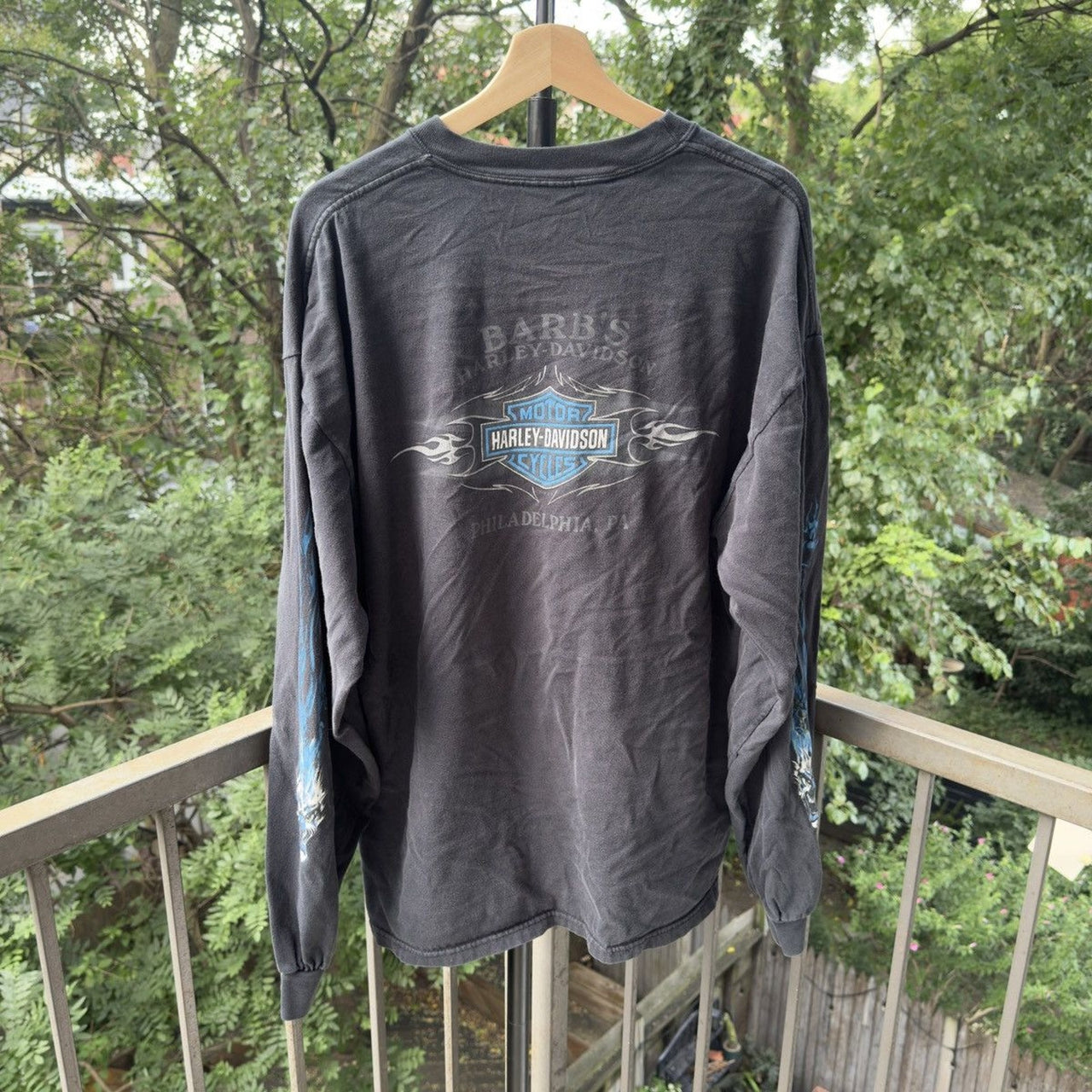 2000s Harley Davidson Faded Blue Clown Flame Longsleeve Tee