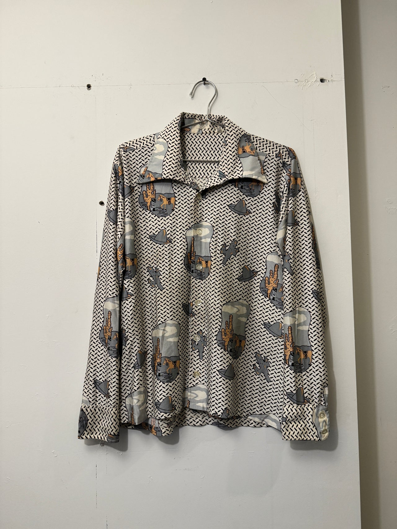 1970s QIANA SILKY NYLON CATCUS COWBOY NOVELTY SHIRT