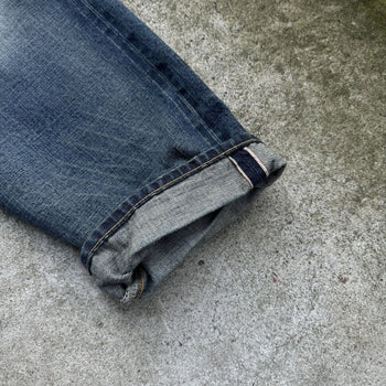JEANS DE DENIM DESGASTADOS Y REPARADOS CON ORILLO DE POLO RALPH LAUREN