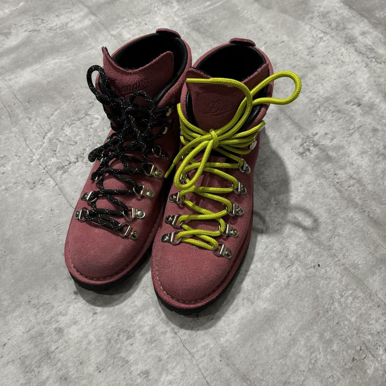 DANNER MADHAPPY FW24 MOUNTAIN LIGHT GORETEX BOOTS PUNCH
