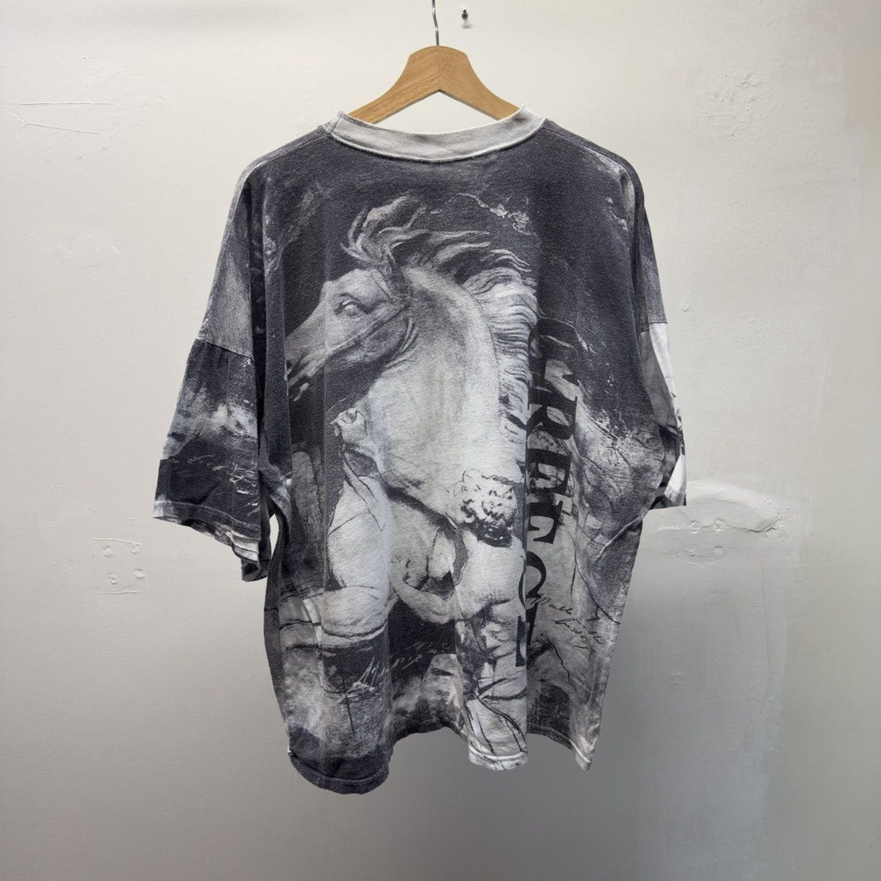 Vintage 1990s Greece Marble in History Art Tee