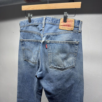 2000s Levi's 501xx Faded Distressed Jeans