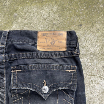 TRUE RELIGION RICKY STRAIGHT FLAP EARTHWORM DENIM JEANS