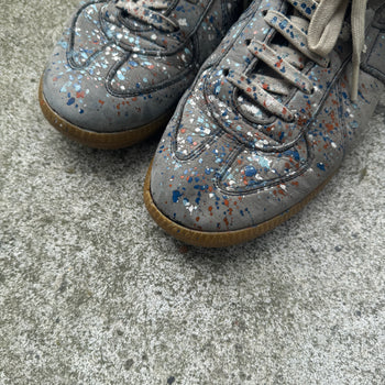 Maison Margiela Replica GAT Gray Paint Splatter