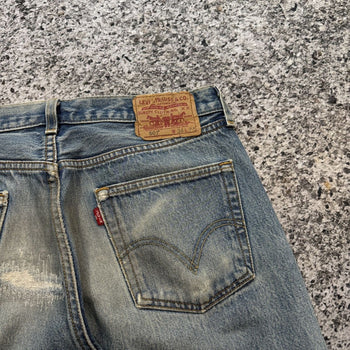 Vaqueros Levi's 501 Faded Thrashed de la década de 2000