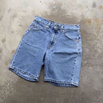 1990s LEVI’S 550 ORANGE TAB LIGHT WASH DENIM JEAN SHORTS JORTS