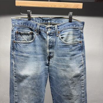 2000s Levi's 501xx Faded Distressed Jeans
