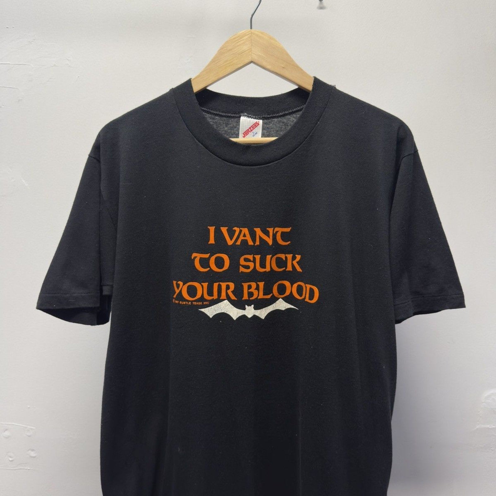 Vintage 1980s I Vant To Suck Your Blood Tee Faded