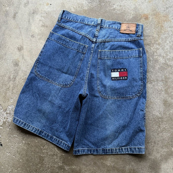 1990S TOMMY HILFIGER BAGGY PATCH LOGO DENIM SKATER SHORTS