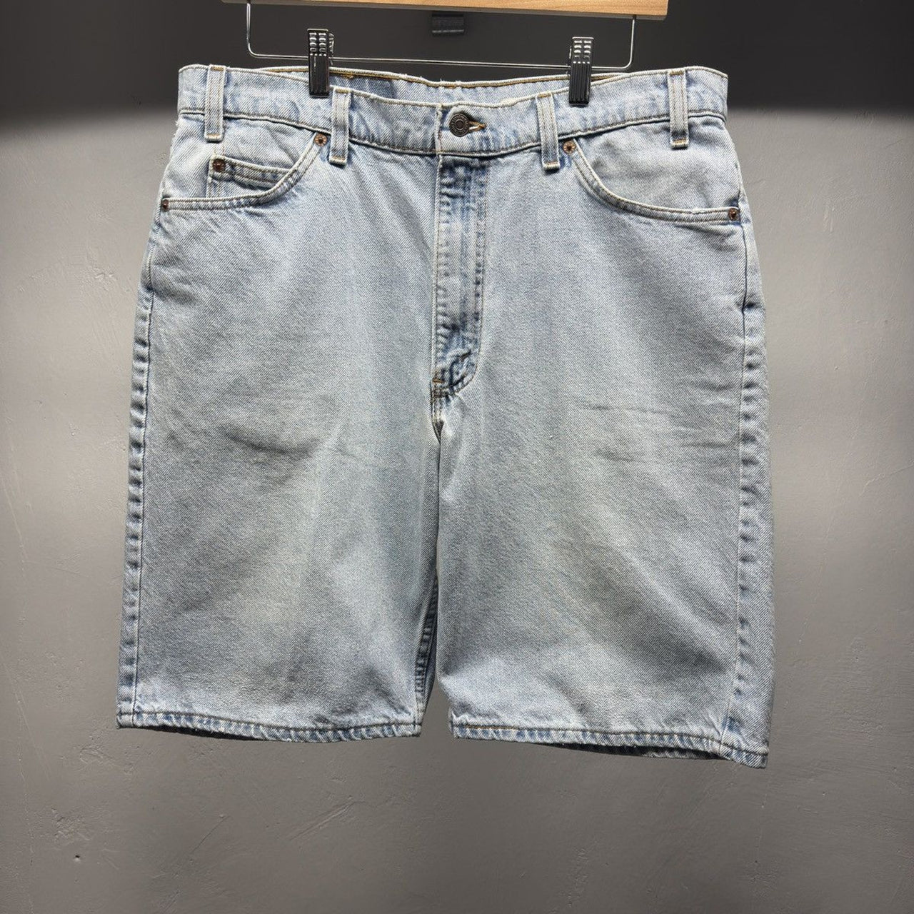 1990s Levi's 550 Faded Denim Jean Shorts