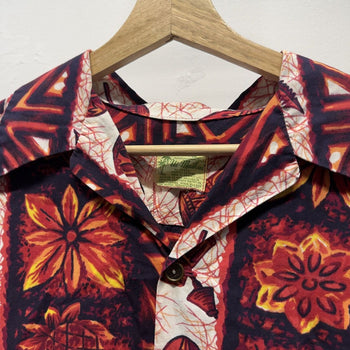 Vintage 1960s Ui Maikai Made in USA Hawaiian Tiki Shirt