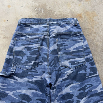 2000s Y2K BLUE CAMO BAGGY SKATER DENIM JEAN SHORTS JORTS