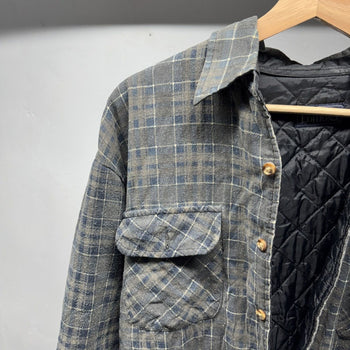 1990s Faded Distressed Quilted Plaid Grunge Flannel Shirt Jacket