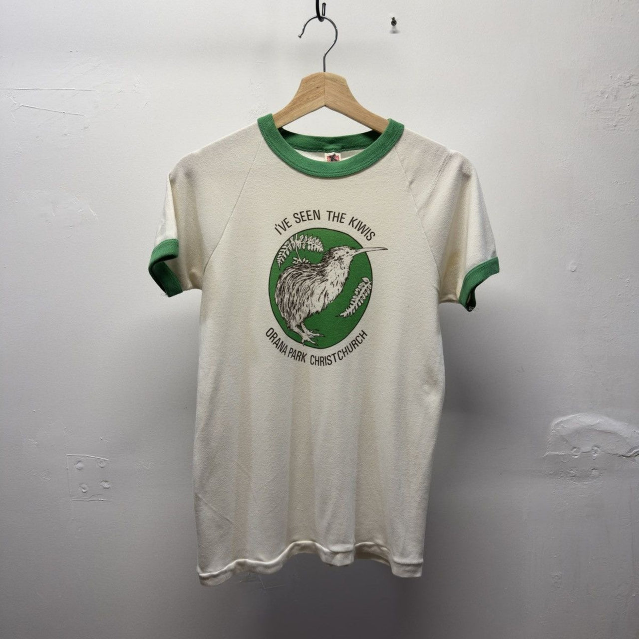 Vintage 1970s New Zealand Kiwi Bird Ringer Tee