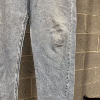 2000s Levi's 550 Baggy Thrashed Faded Jeans