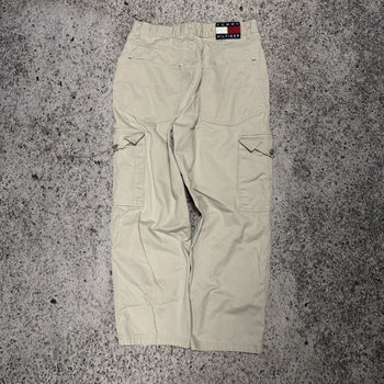 Pantalones cargo holgados de carpintero con pernera ancha de Tommy Hilfiger de la década de 2000