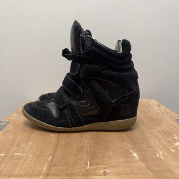 Vintage 2010s Steve Madden Mavis Wedge Sneakers