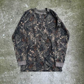 2000s CAMO THERMAL LONGSLEEVE HENLEY SHIRT