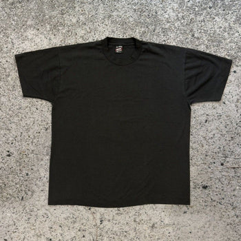 Camiseta negra en blanco de estrellas de cine de los años 90