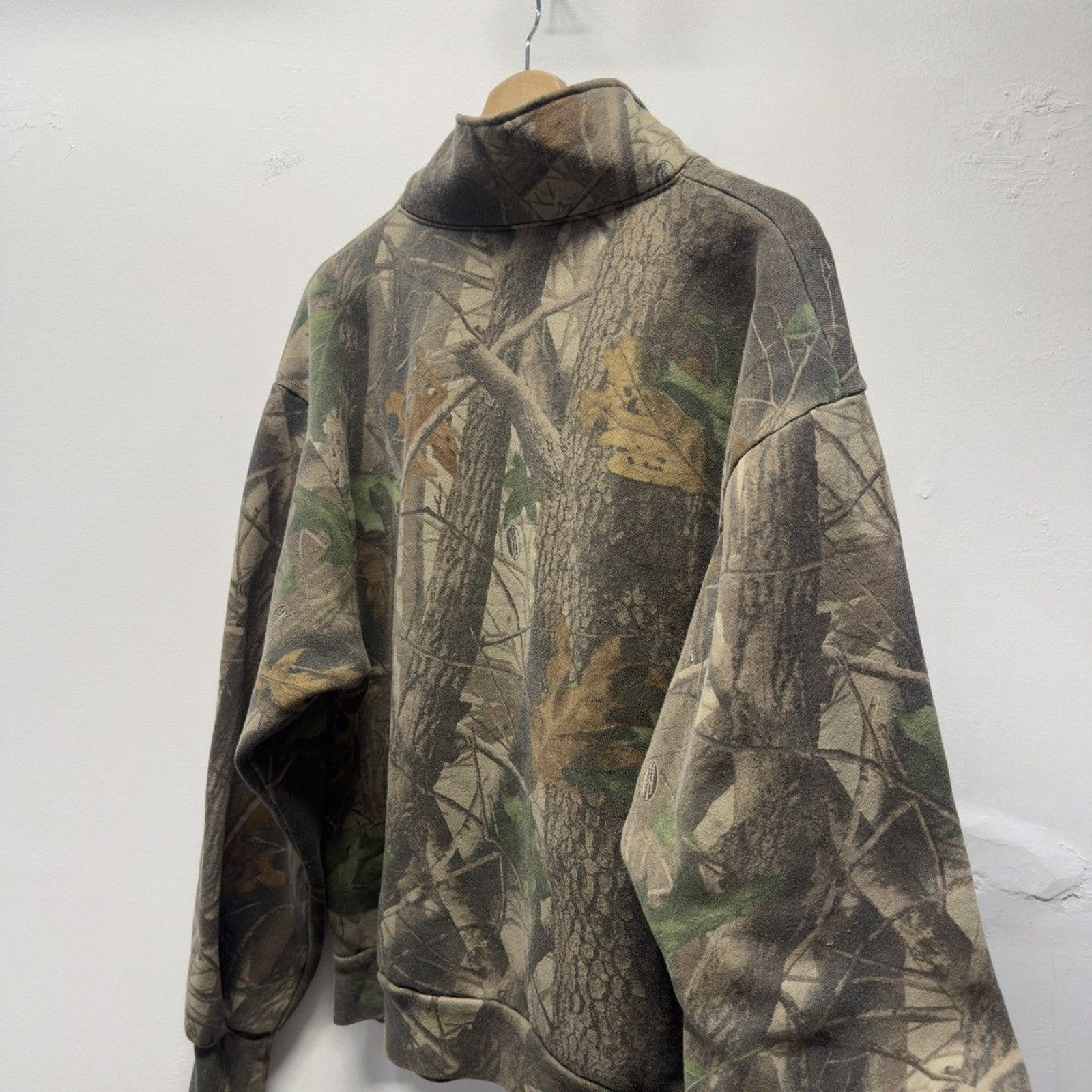 Vintage 1990s Realtree Boxy Quarter Zip Camo Fleece Sweatshirt