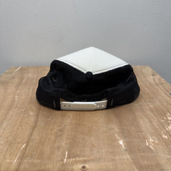 Vintage 1990s Booty Hunter Hat