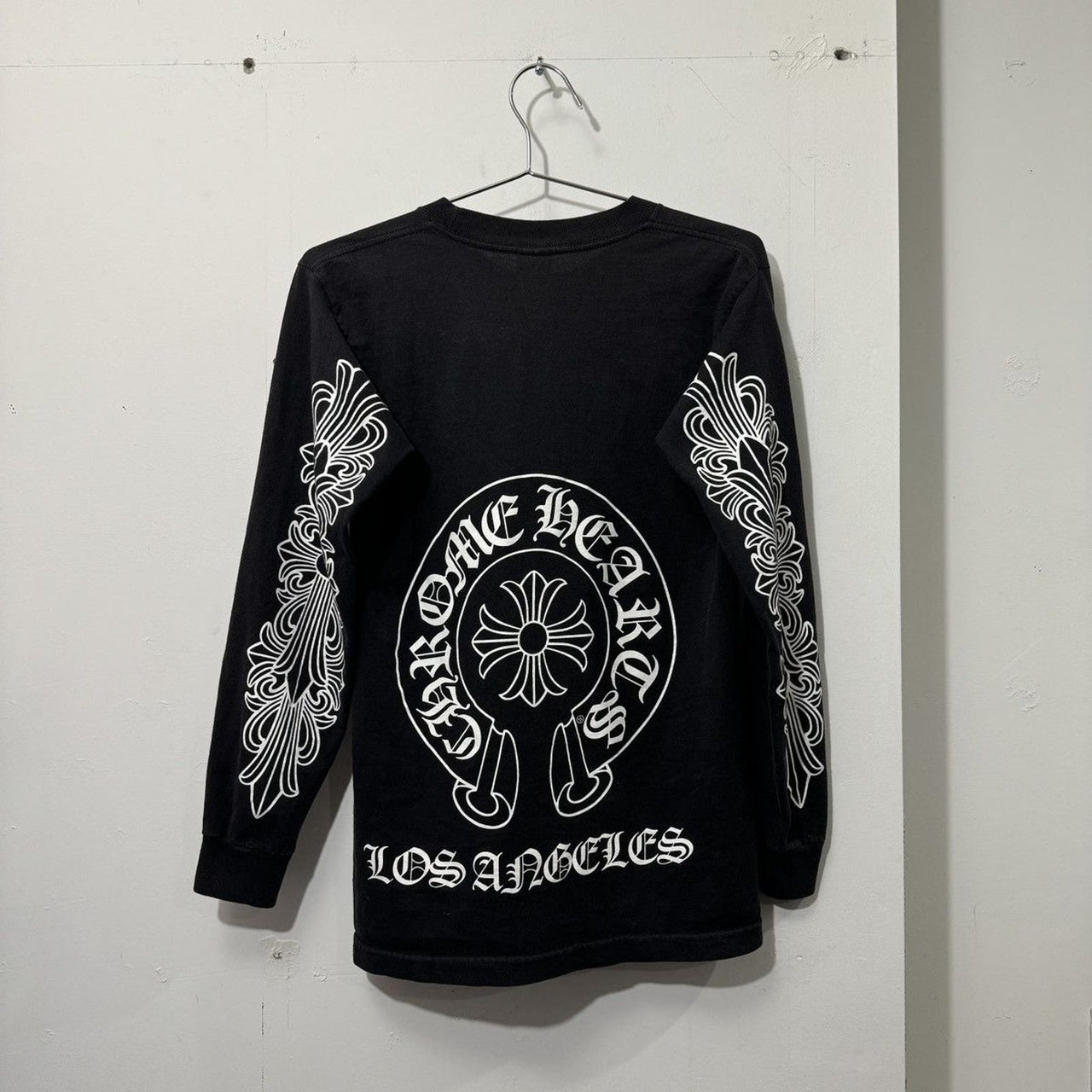 2000S CHROME HEARTS LOS ANGELES FADED HORSESHOE FLORAL LONGSLEEVE TEE