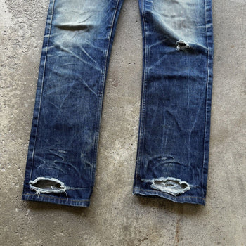 APC NEW CURE H JEAN TRES ETROIT THRASHED DENIM JEANS