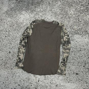 2000s CAMO THERMAL LONGSLEEVE SHIRT