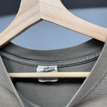 1990s Thrashed Distressed Rock & Roll Hall of Fame Museum Tee