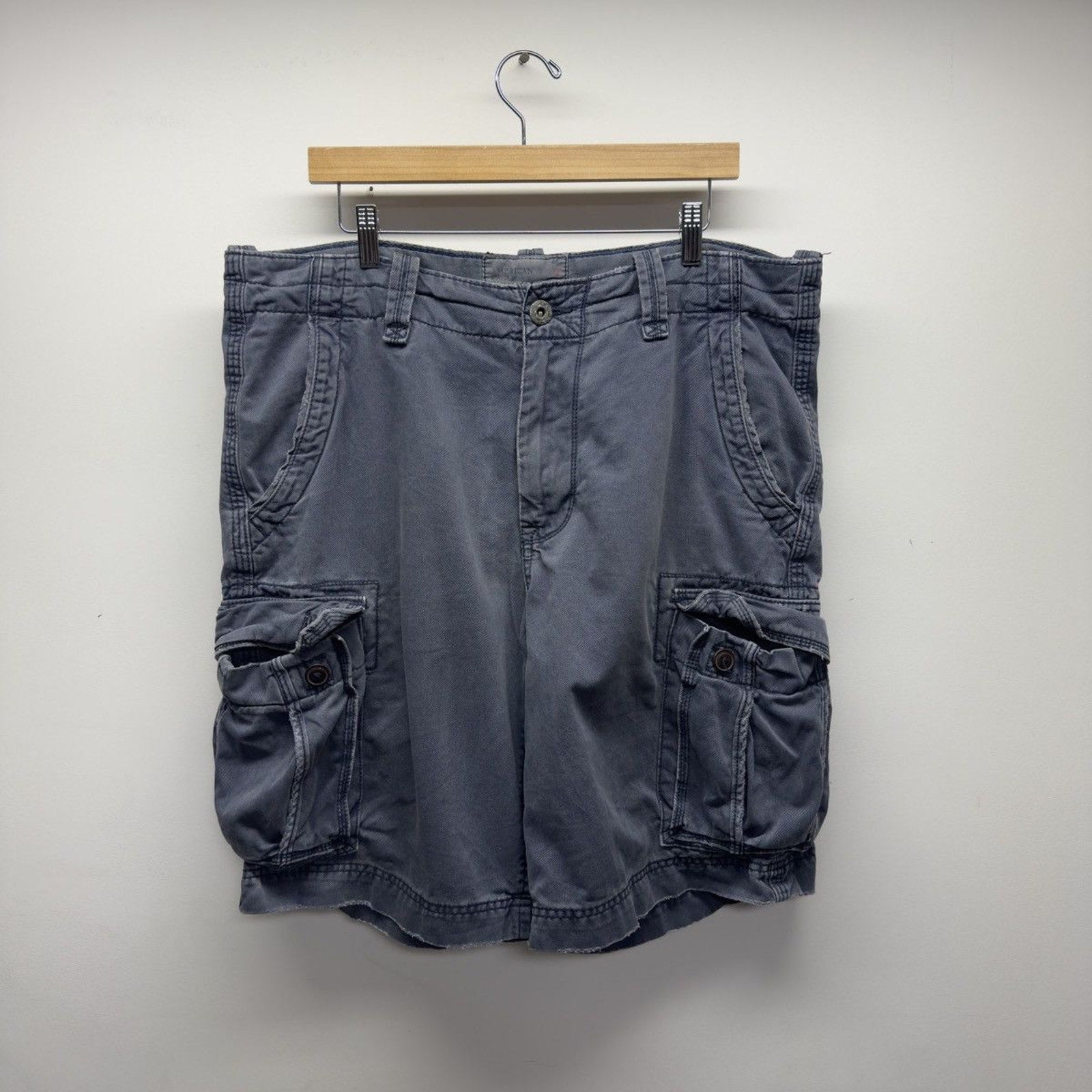 Vintage 2000s American Eagle Heavyweight Faded Cargo Shorts