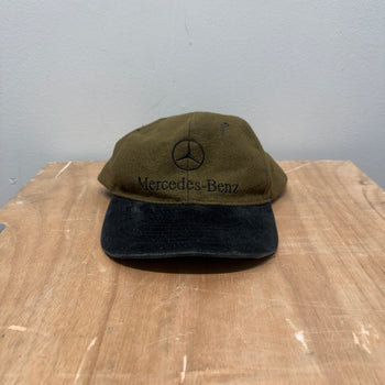 Gorro de lana Mercedes Benz de los años 90