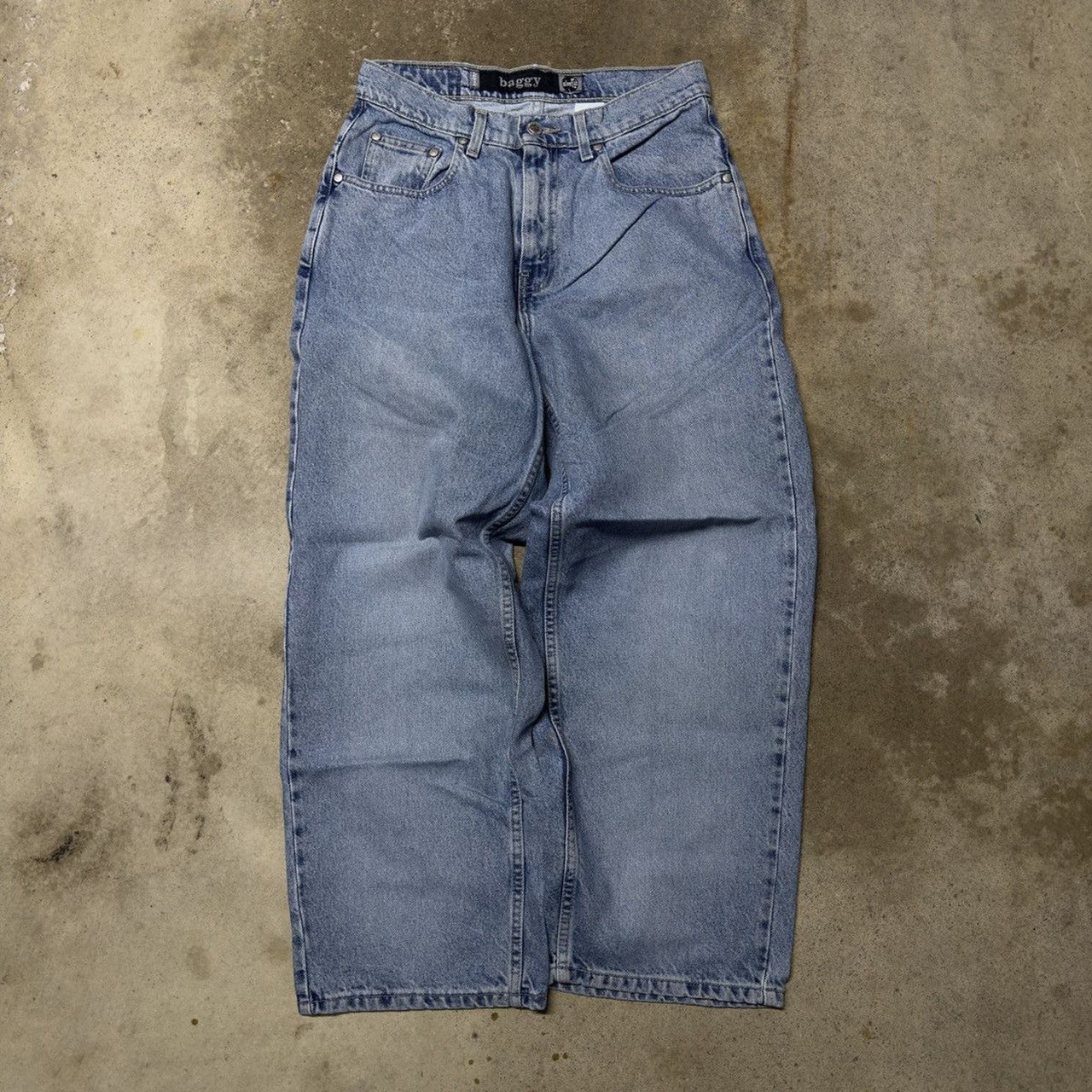 1990S LEVI'S SILVERTAB BAGGY LIGHT WASH FADED DENIM SKATER JEANS