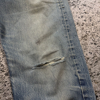 Vaqueros Levi's 501 Faded Thrashed de la década de 2000