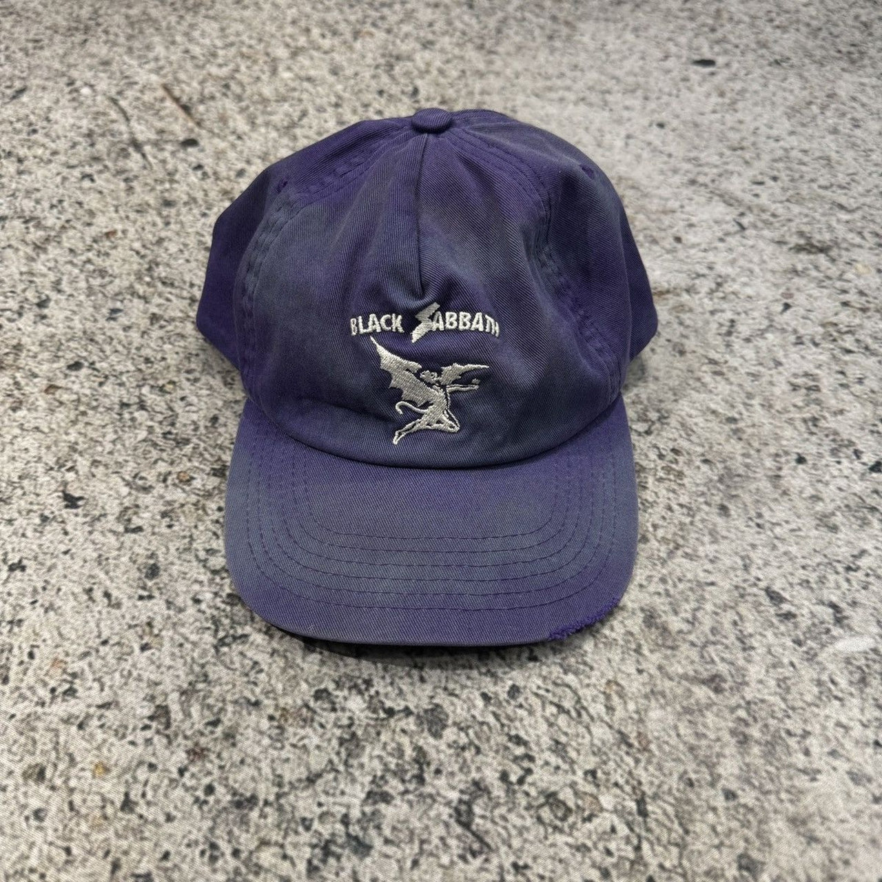 2000s BLACK SABBATH SUN FADED THRASHED HAT