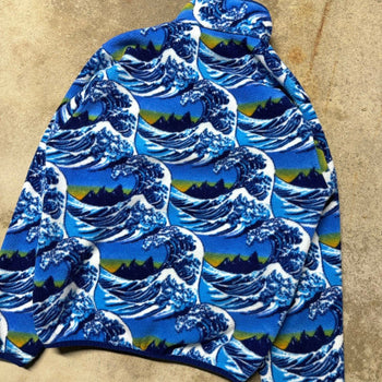 PATAGONIA SYNCHILLA FITZ ROY HOKUSAI WAVE SNAP FLEECE