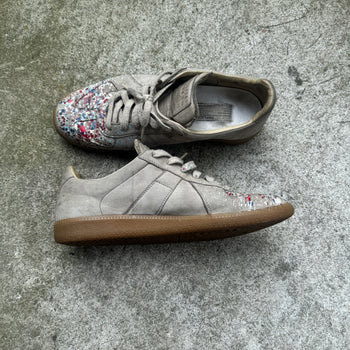 Maison Margiela Replica GAT Beige Paint Splatter
