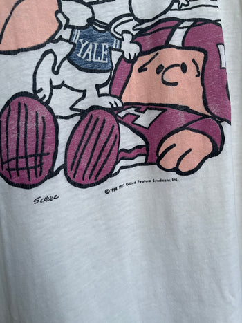 1970S PEANUTS YALE VS HARVARD RINGER TEE