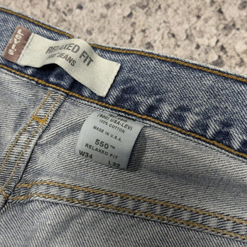 Vaqueros Levi's 550 de corte relajado de la década de 2000, fabricados en EE. UU.