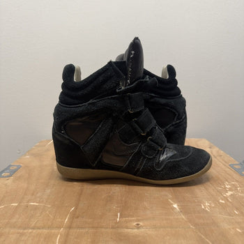 Vintage 2010s Steve Madden Mavis Wedge Sneakers